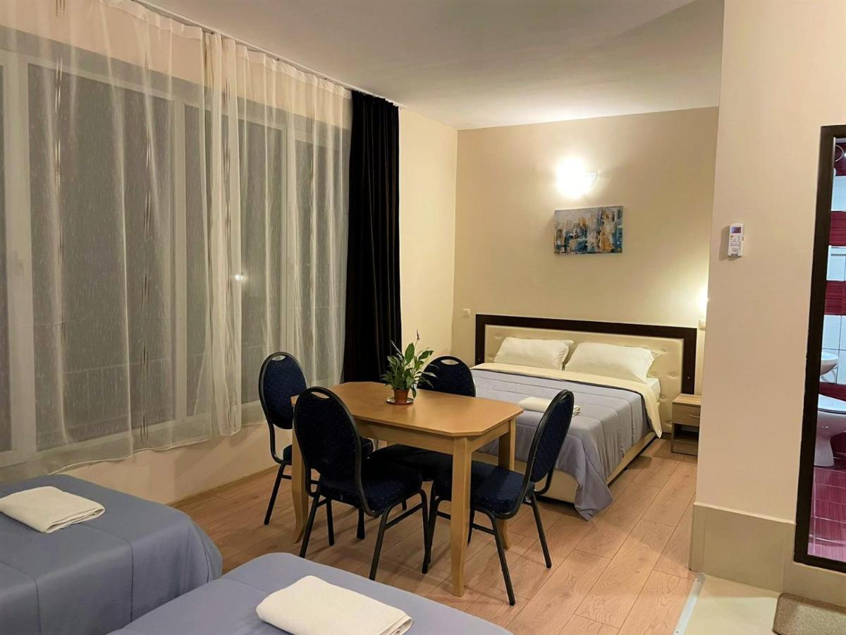 Хотел Дунав Свищов Hostel Ngoại thất bức ảnh
